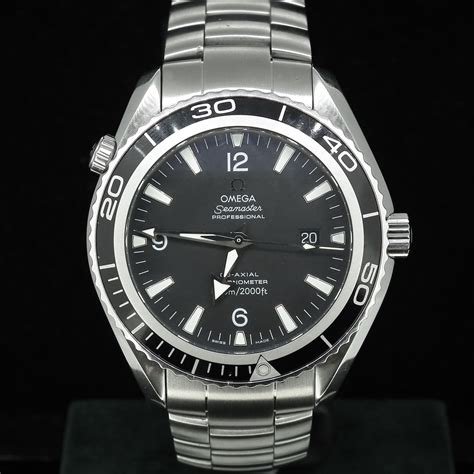 omega seamaster chronometer professional